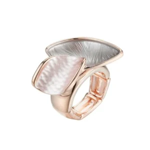 Superbe bague en métal argentée, dorée et rose dorée Elle allie le chic et le moderne dans une géométrie très designer. Bague élastique ajustable