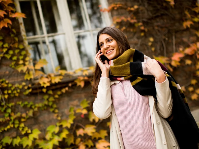 Boutique-accessoires-de-mode-Jeune-femme-chale-confortable